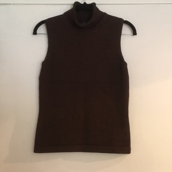 Tops - Picture 1 of 5